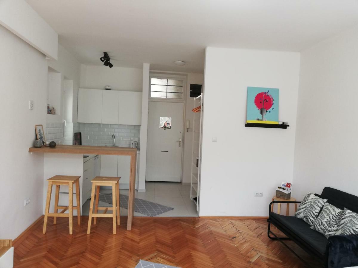 Bright & Stylish Studio Home, Superbly Located Sarajevo Exterior photo